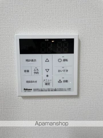 リブリ・膝折の内装写真