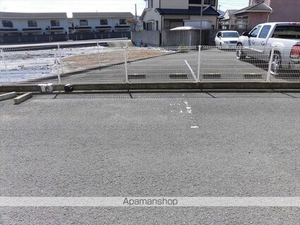 和歌山県和歌山市栄谷[3DK/53.32m2]の駐車場2
