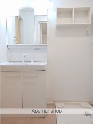 コリーヌメゾンＤ[1LDK/34.08m2]の洗面所