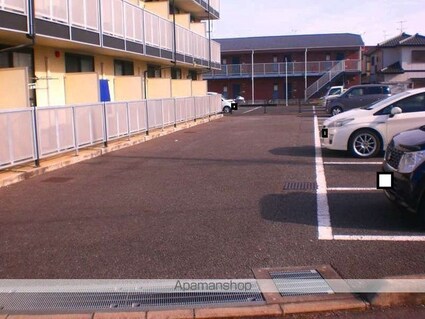 レオパレスルーチェ４[1K/26.08m2]の駐車場