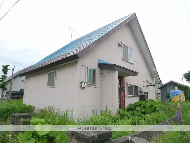 三笠市柏町貸家
