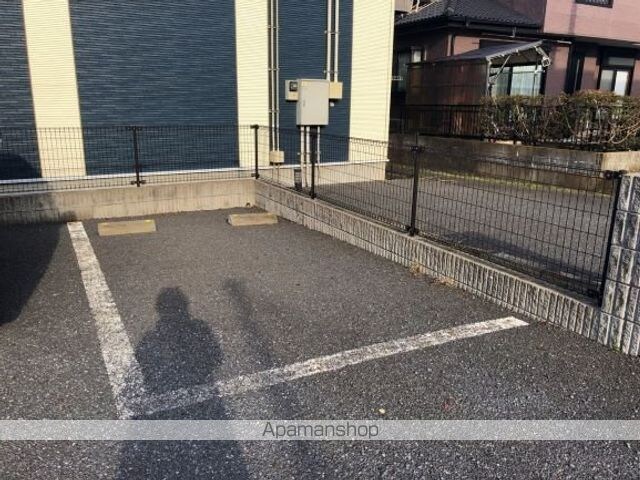 レオネクストサンハイツＤ[1K/25.06m2]の駐車場