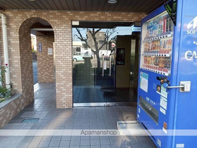 サンプラザ南林間の玄関写真