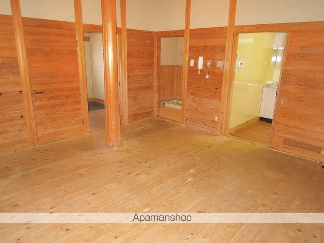 南海電鉄南海本線 和泉大宮駅 徒歩12分 2階建 築35年の内装写真