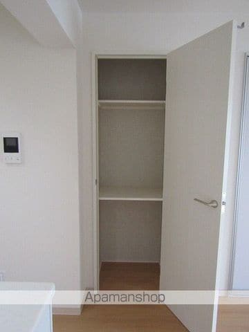 ADOREの内装写真
