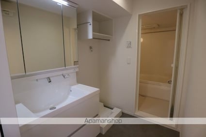 Ｄーｒｏｏｍ　Ｙ[1LDK/53.95m2]の洗面所