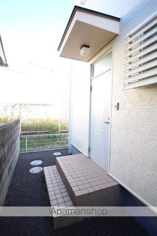 岡本アパートの玄関写真