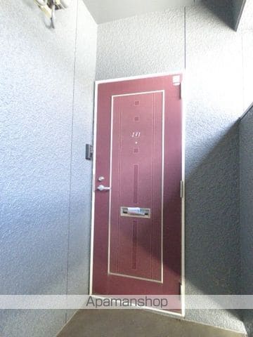 サニーフラットとりがたの玄関写真