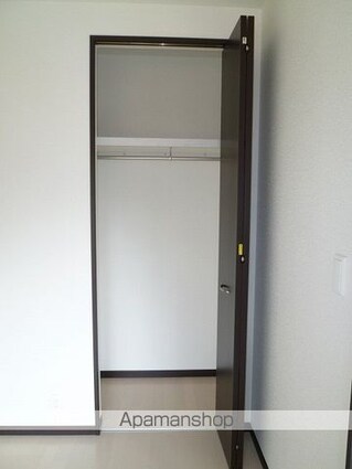 スカイシャトレ空港南[2DK/45.6m2]の収納