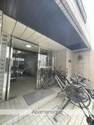 クレセント小町[1R/18m2]のエントランス2