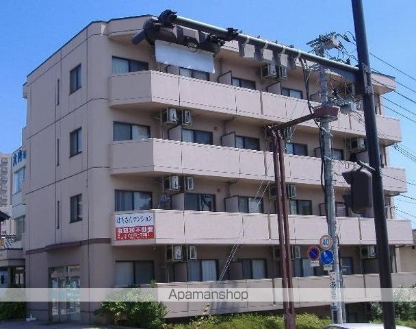 はちさんマンションの外観写真