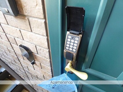 ラ　ルーナ　Ｂ[1LDK/45.24m2]のエントランス2