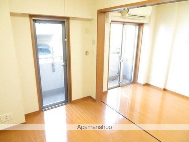 グリーンフィールド小竹向原の内装写真