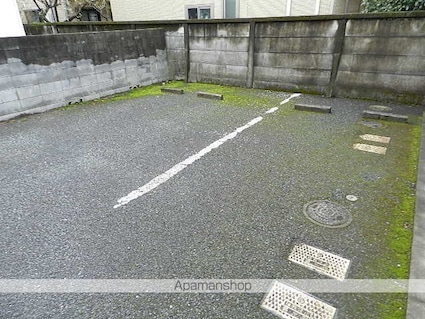 東京都武蔵野市吉祥寺東町１丁目[1K/20.46m2]の駐車場