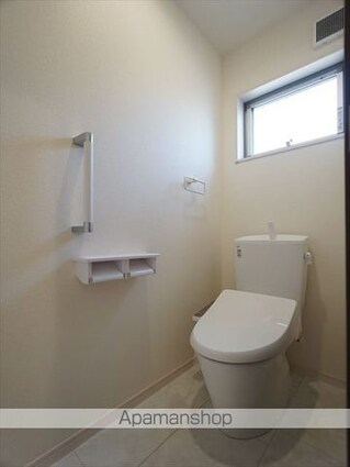 リーブルファイン芳野１号館[3SLDK/112.61m2]のトイレ