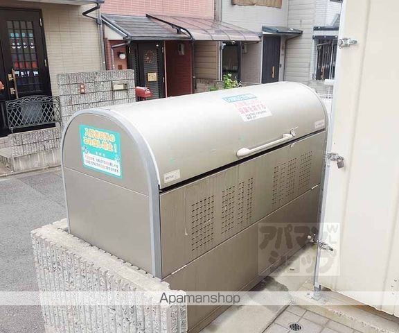 レオパレスプリオール東山の外観写真