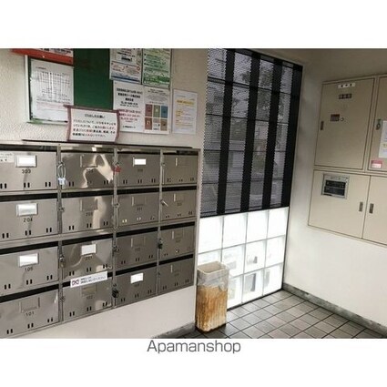 サングリーン長原[3LDK/65.62m2]の共用部