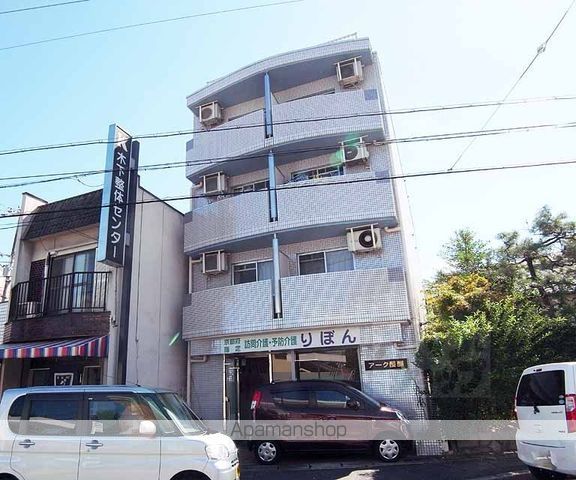 アーク醍醐の外観写真