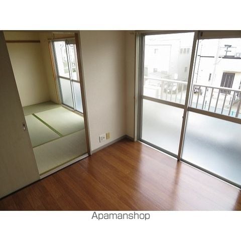 ルミエール本宿参番館の内装写真