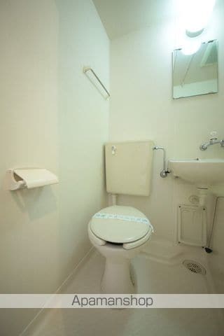 TIKS 1の内装写真