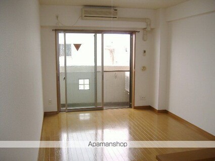 センターイン伊勢町[1K/30.38m2]の内装2