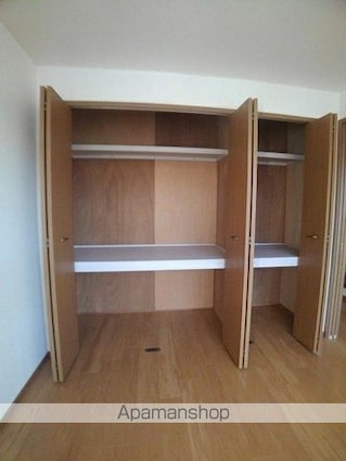 ハイブリッヂハピネスＢ[2LDK/64.43m2]の収納