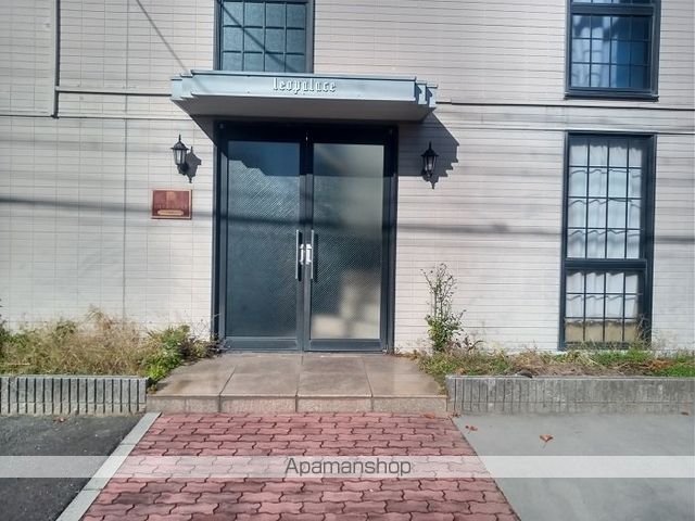 レオパレスエヌエスの玄関写真