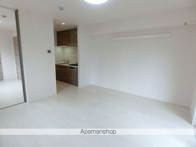 可部線 七軒茶屋駅 徒歩4分 3階建 築8年の内装写真