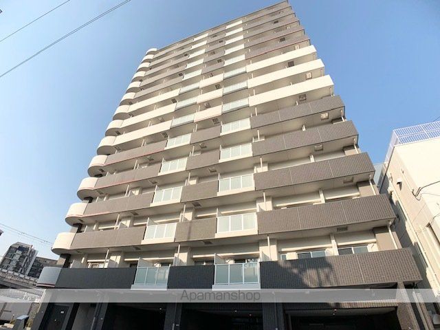 セレニテ新大阪プリエの外観写真