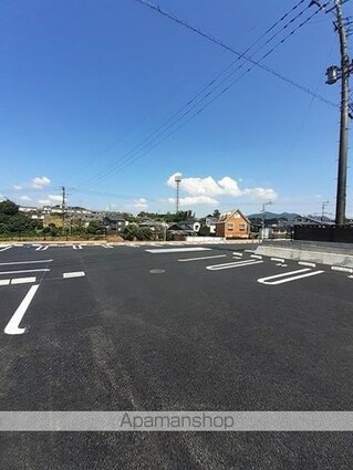 哲学の道　Ｂ[1LDK/50.08m2]の駐車場2