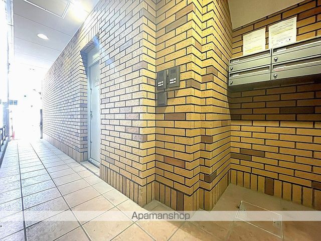 フォレスト・ロードの玄関写真