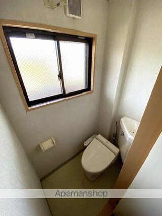 ロイヤルコーポ三笠[2LDK/57.85m2]のトイレ