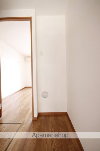 グランドイーストIIの内装写真