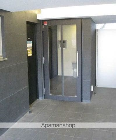 ビバリーホームズ高円寺の玄関写真