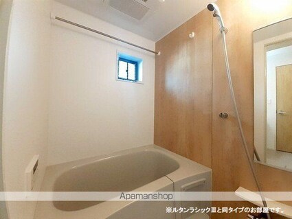 ＷＩＳＴＥＲＩＡ　Ⅶ[1K/36.31m2]のバス