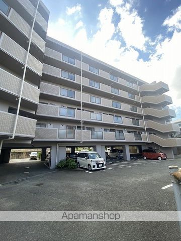 サーパスシティ前原弐番館の外観写真