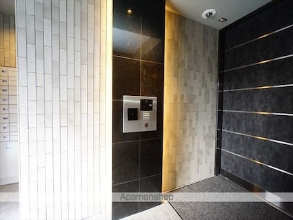 ロイヤルカーサ千種[1K/35.52m2]のエントランス