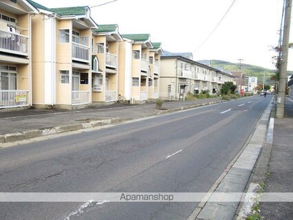 タウンハウスヨシダＣ[1DK/34.77m2]の周辺7