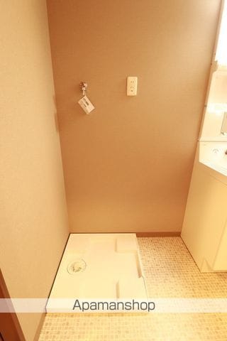 バードピア新田C棟の内装写真