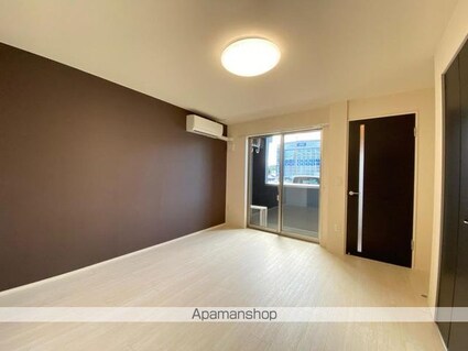 コーエギジスト　[1K/31.09m2]のリビング・居間