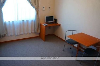 レオパレスルキア[1K/19.87m2]のリビング・居間1