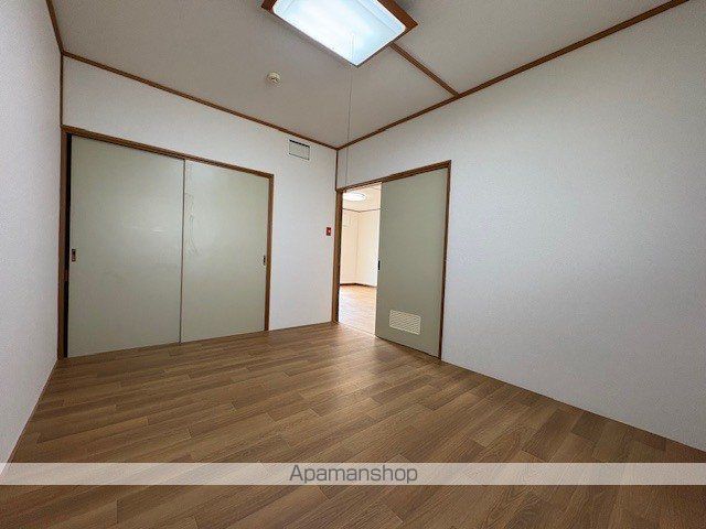 メゾンドヴィル新町の内装写真