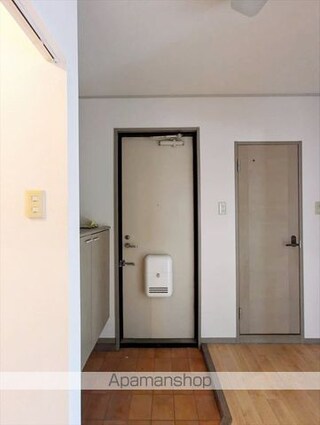 ゼフィール　Ｂ棟[3DK/60.44m2]の玄関