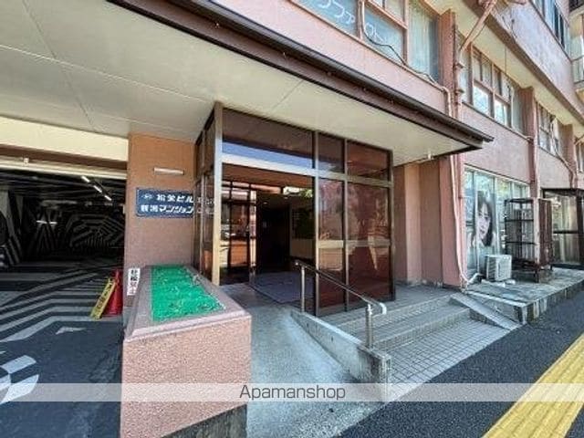 新潟マンションの玄関写真
