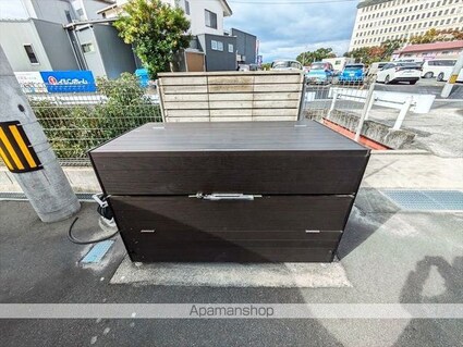 ヴェラビスタ[2LDK/55.3m2]の共用部2
