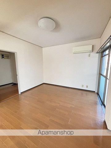 西草深レジデンスの内装写真