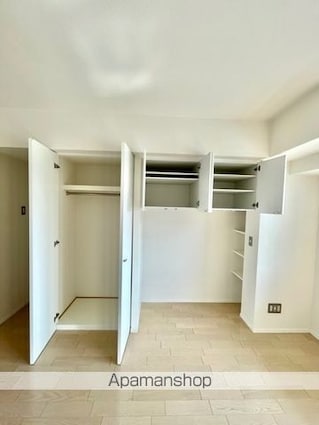 レジディア新御徒町[1R/33.65m2]の収納1