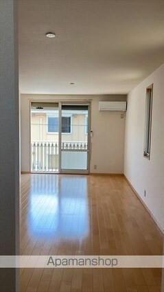和歌山県和歌山市紀三井寺[2LDK/68.93m2]のリビング・居間