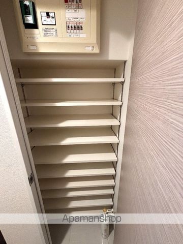 レジディア横濱戸部の内装写真