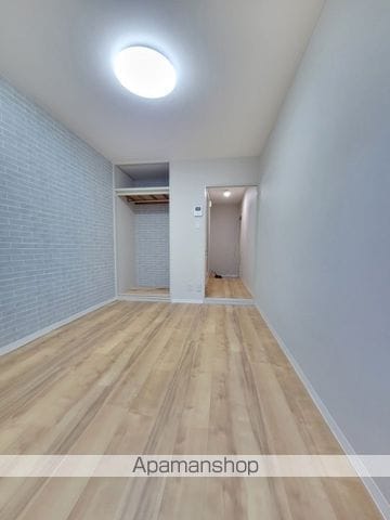 プラットホーム七道の内装写真
